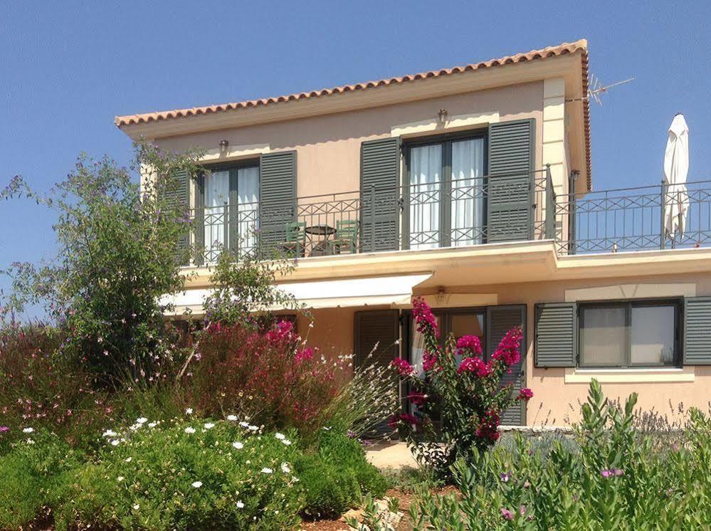 Korallis Villas Livathos  Exterior photo